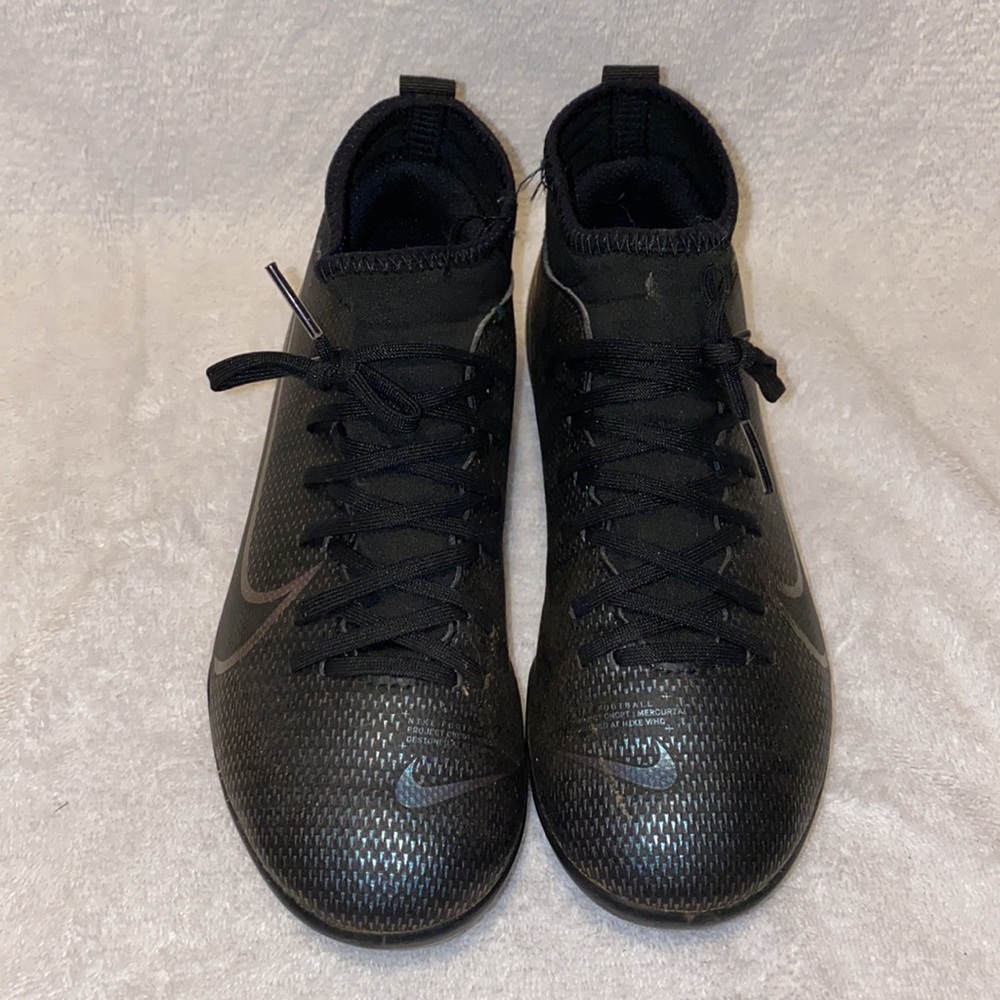 Nike boys soccer cleats